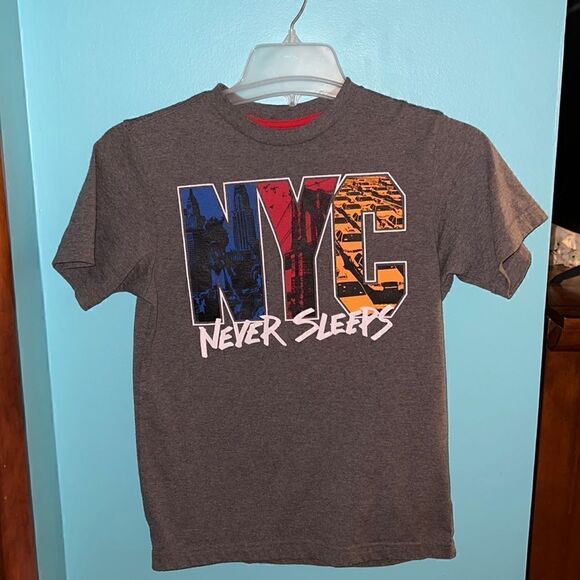 Kids Old Navy NYC tee - Picture 1 of 3